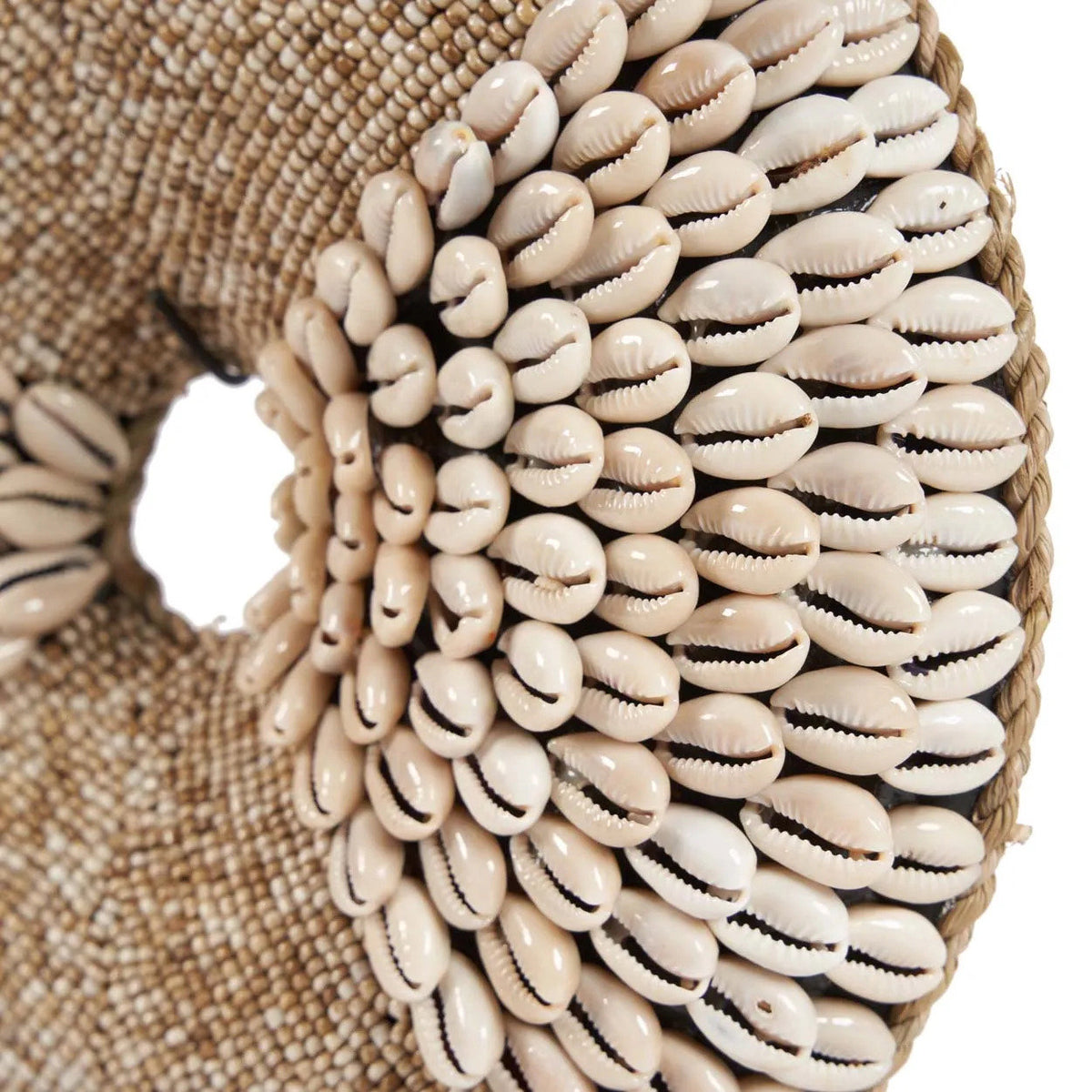 Décoration en coquillages sur socle – Naturel