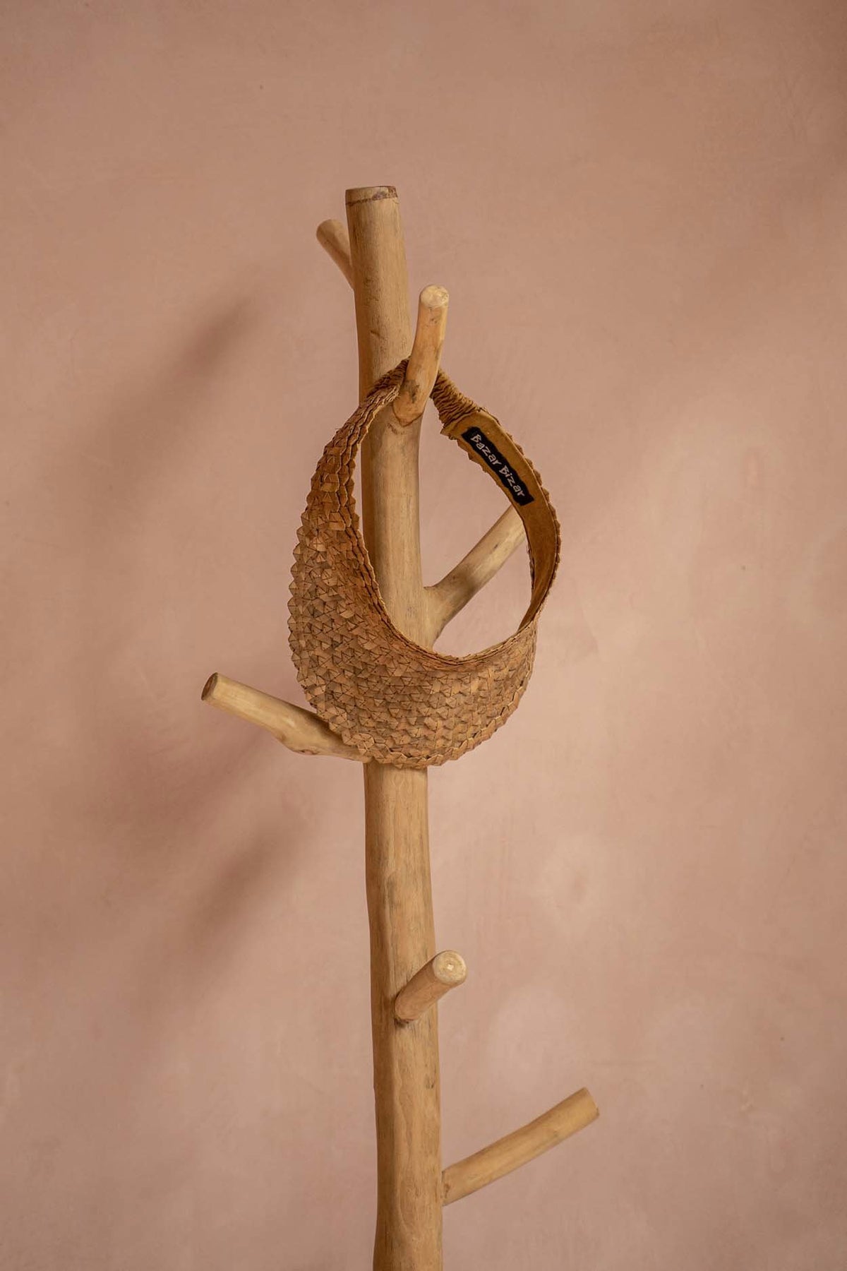 Porte-manteau en béton et teck