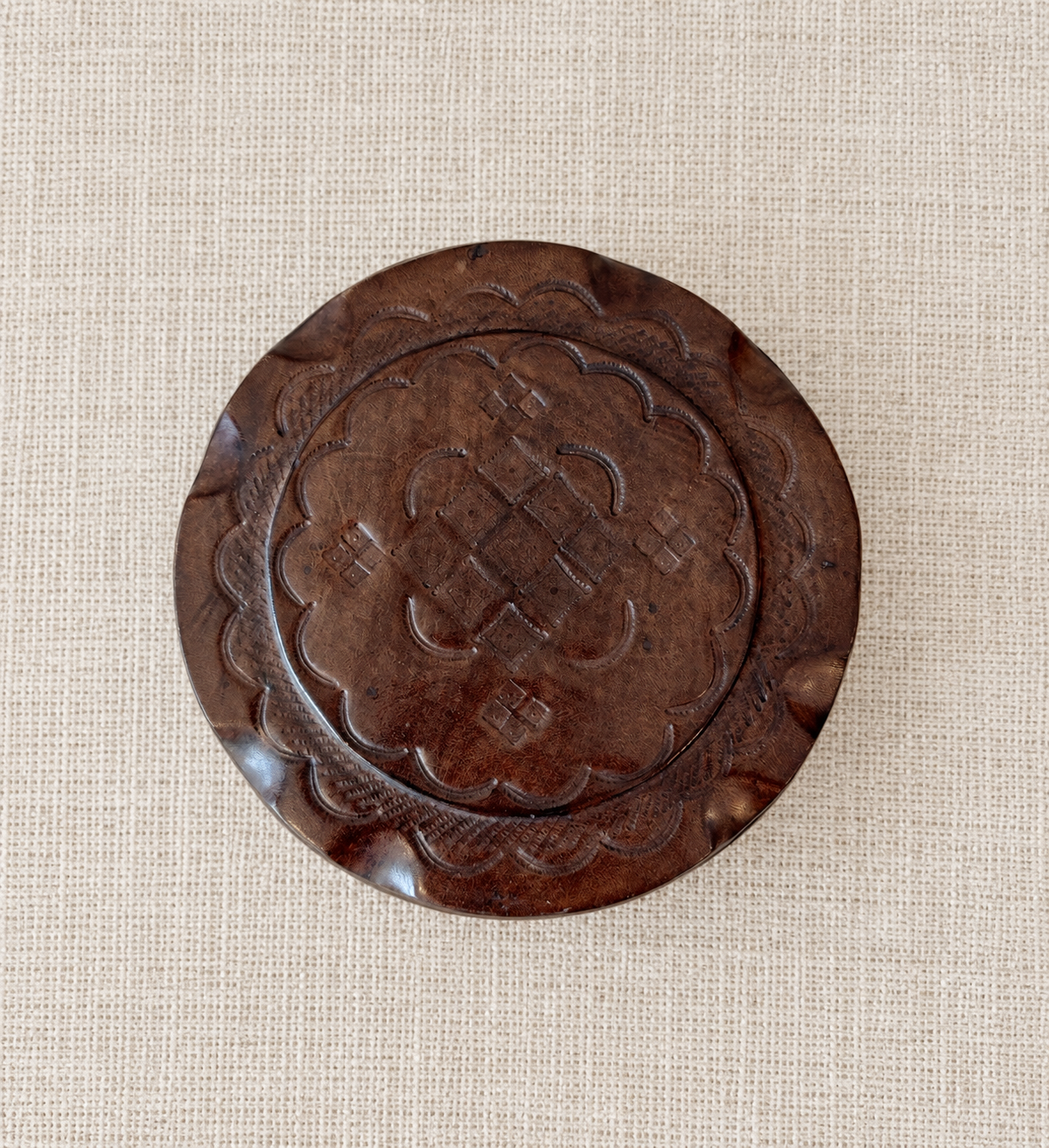 Boite de rangement ronde en cuir - Modèle martelé