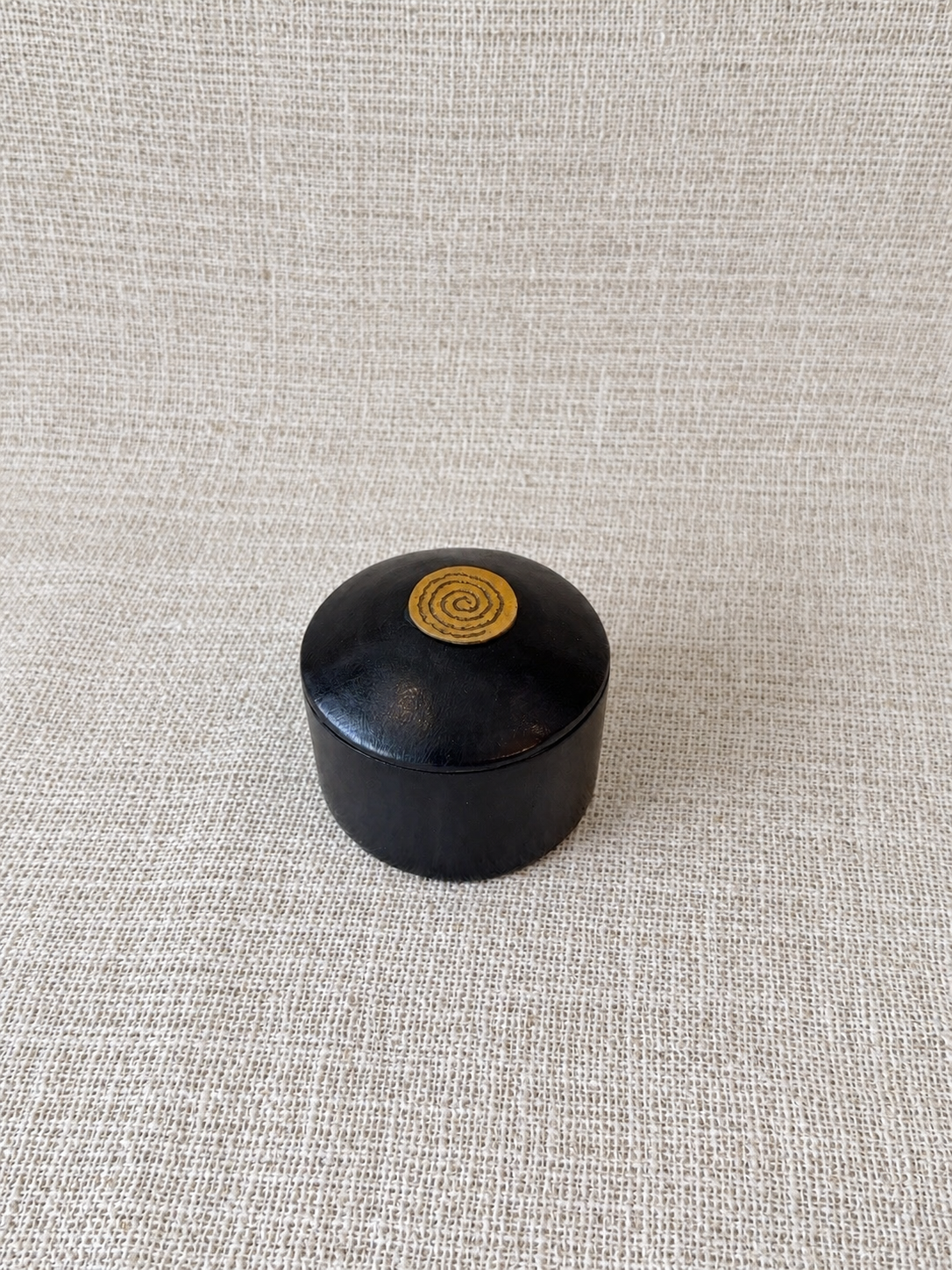 Boite de rangement en cuir avec dorure - Petit modèle