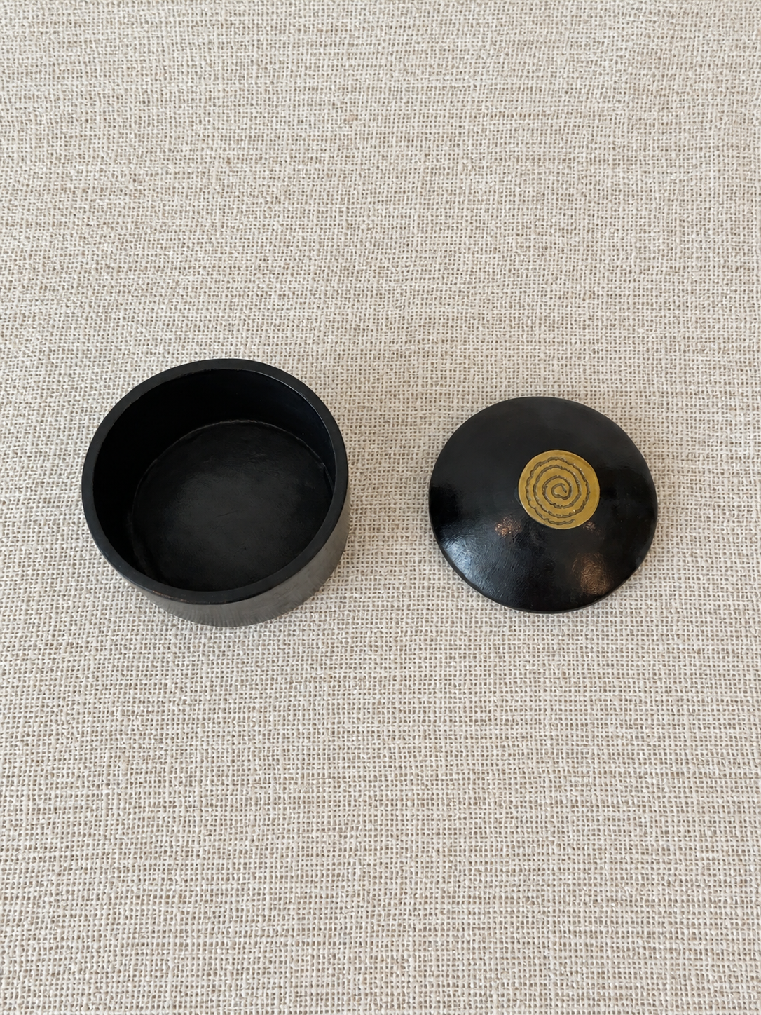 Boite de rangement en cuir avec dorure - Petit modèle