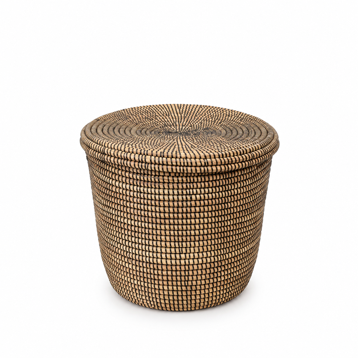 Panier tressé de Ngaye Mékhé – Modèle S