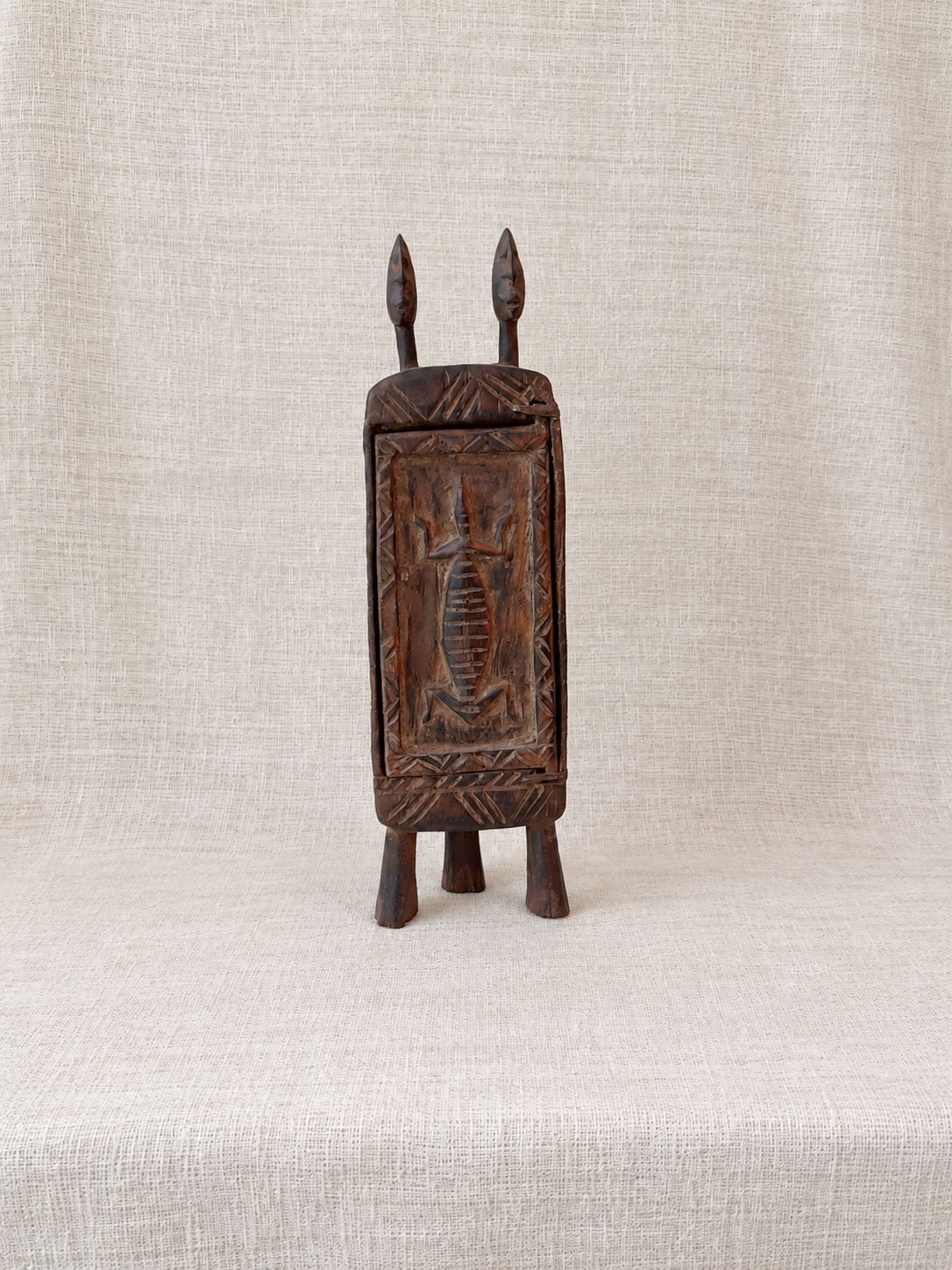 Boîte à pharmacie Dogon