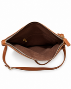 Sac bandoulière en pagne tissé et cuir camel – écru et noir