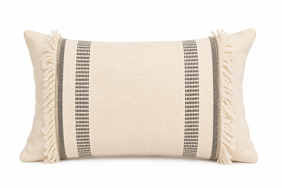 Coussin crème en coton naturel à motif