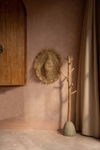 Porte-manteau en béton et teck