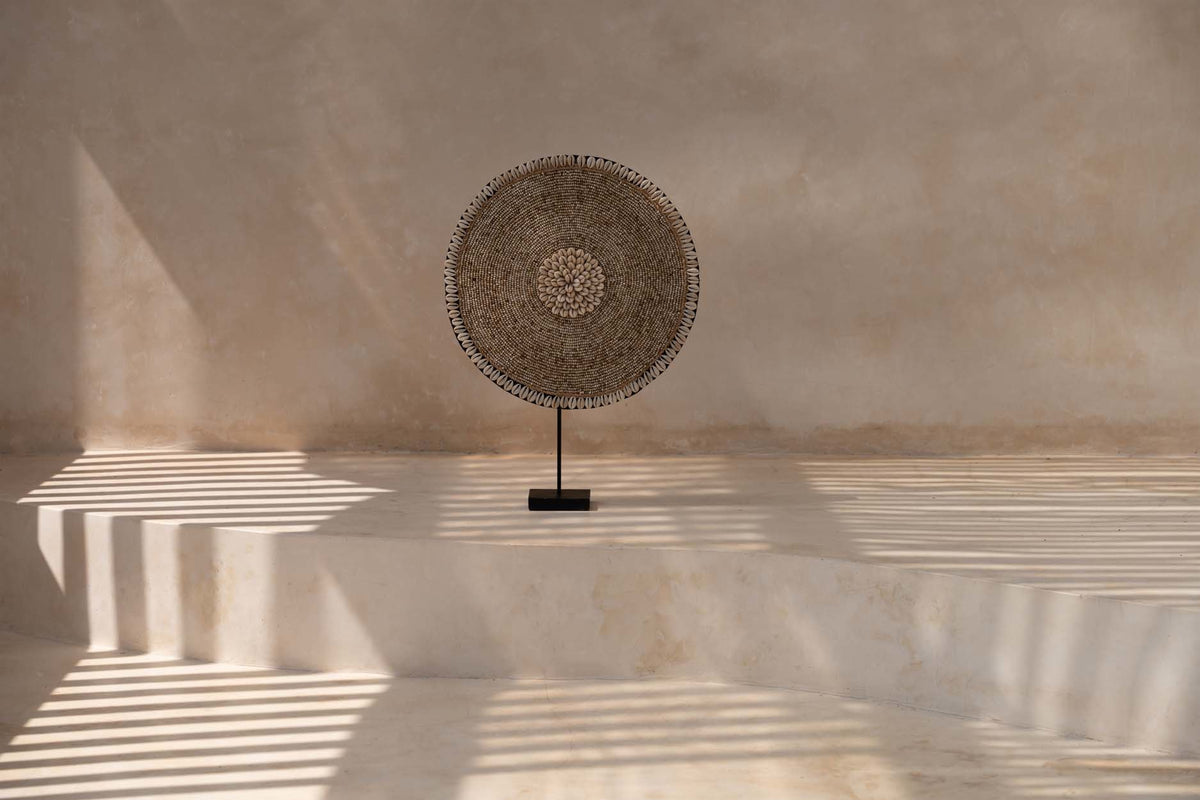 Décoration en coquillages sur socle – Blanc naturel