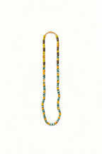 Variante du collier avec davantage d’espace autour