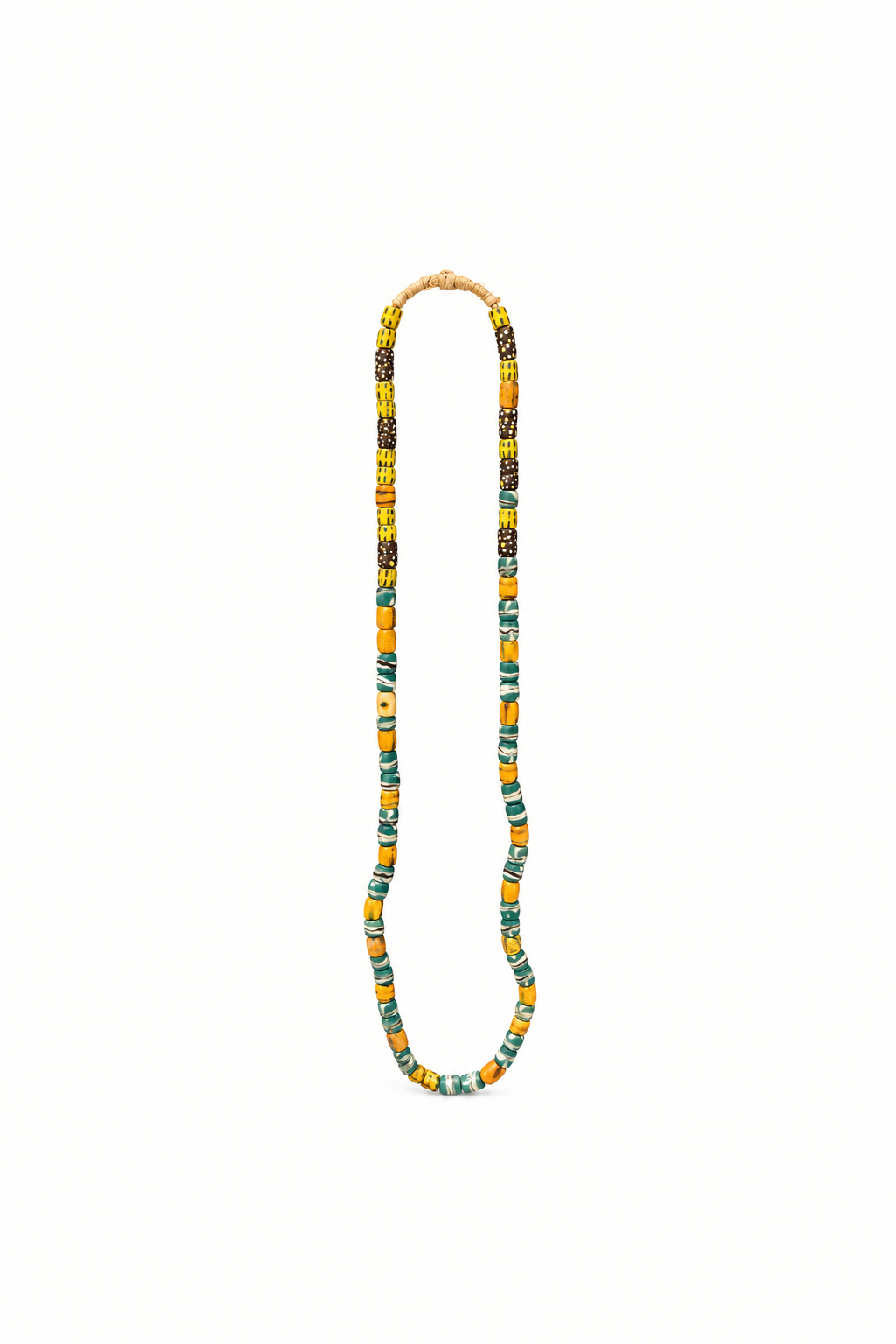 Variante du collier avec davantage d’espace autour